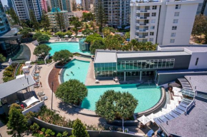 Q Tower Apartments in Surfers Paradise - From Level 3 - Self Contained & Privately Managed - Wow Stay